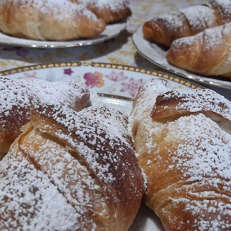 Su Fassoi Cabras Acomodação com café da manhã Exterior foto