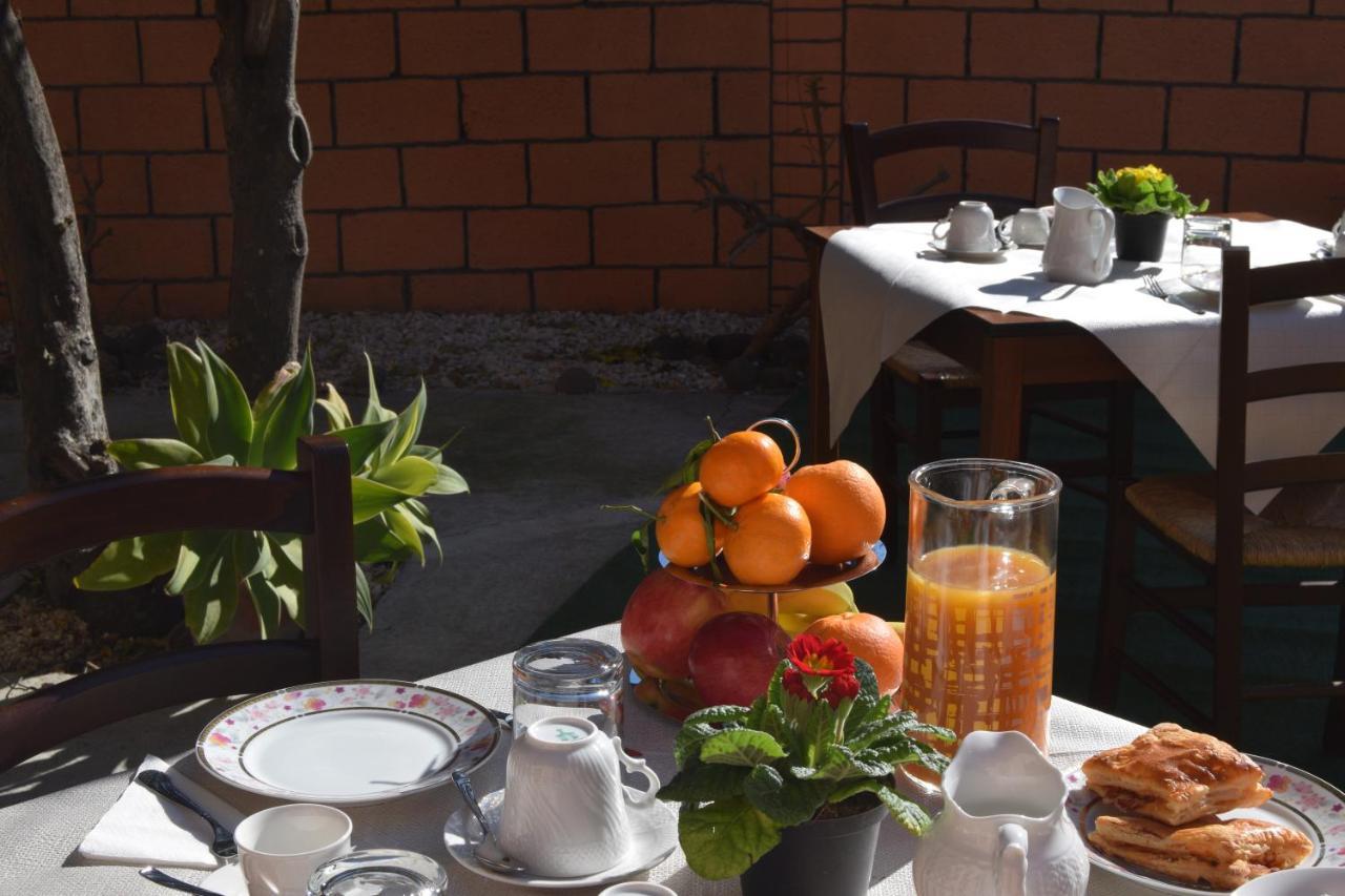 Su Fassoi Cabras Acomodação com café da manhã Exterior foto