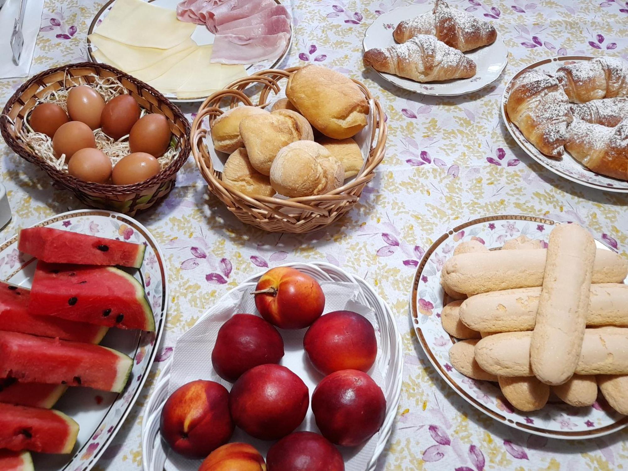 Su Fassoi Cabras Acomodação com café da manhã Exterior foto